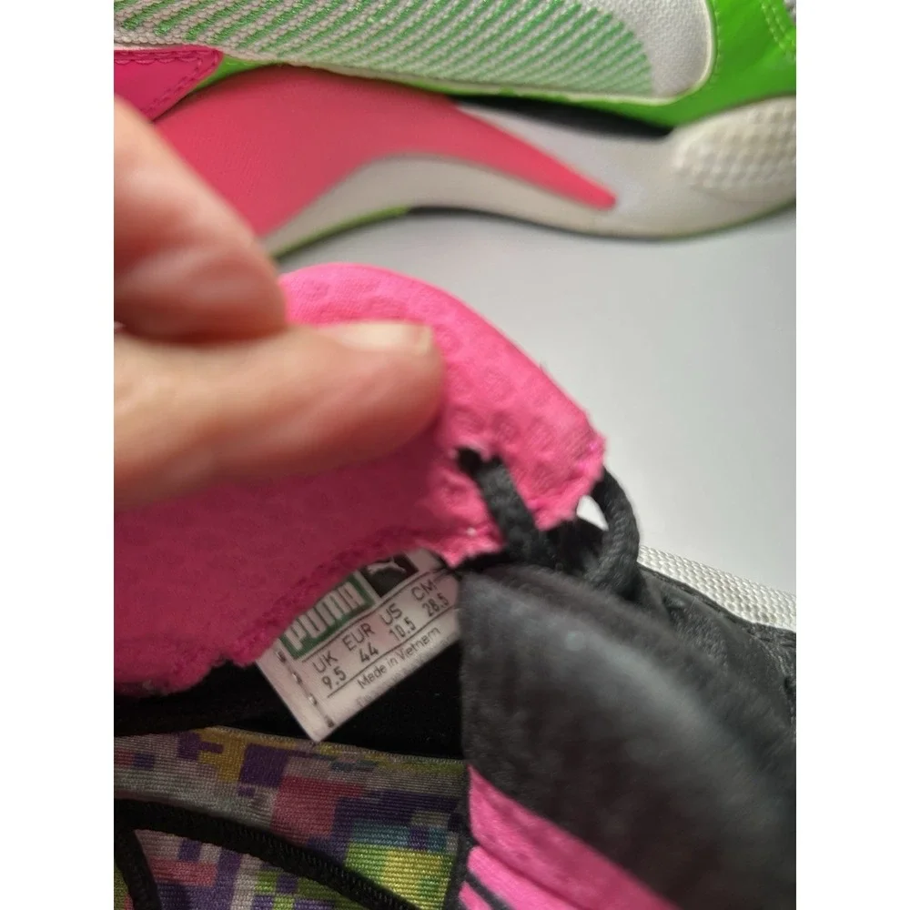 PUMA MTV x RS-X Tracks Bold 80s style 370408-01 8 EUC Neon Pink Green Pumas 10.5